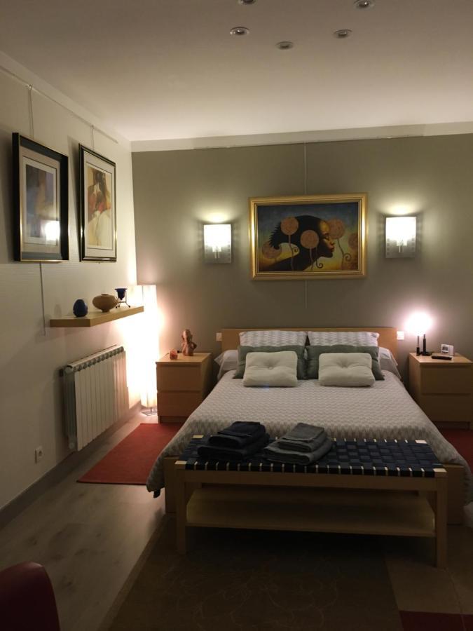 La Chambre Des Amis Parthenay Exteriér fotografie