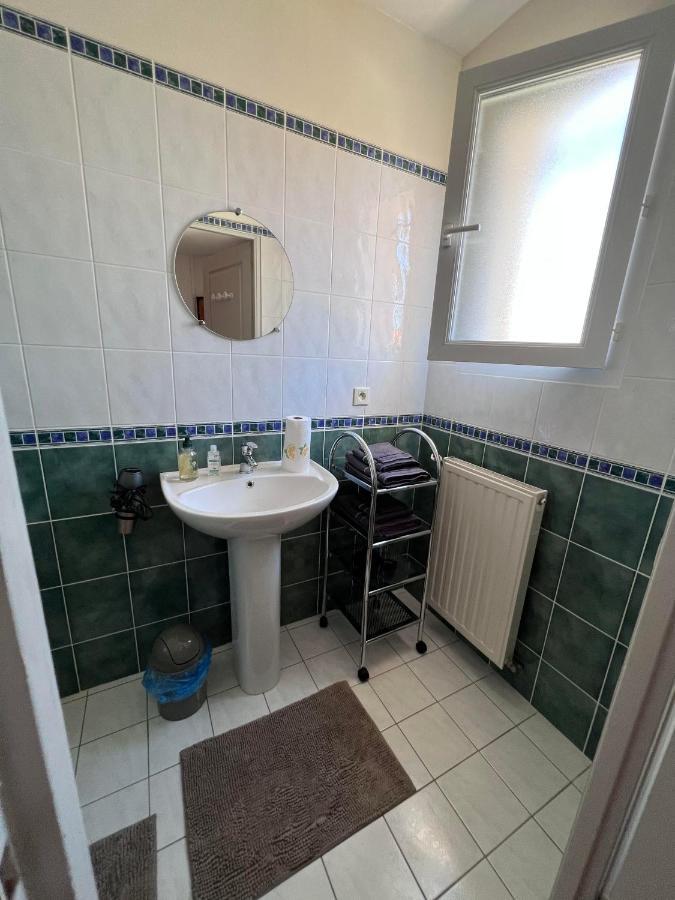 La Chambre Des Amis Parthenay Exteriér fotografie